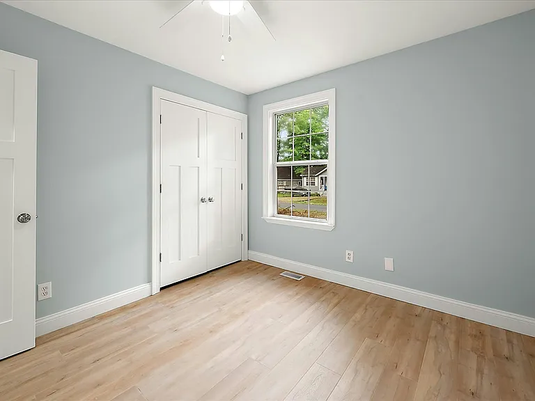 39 Nottingham Ln — Photo 16