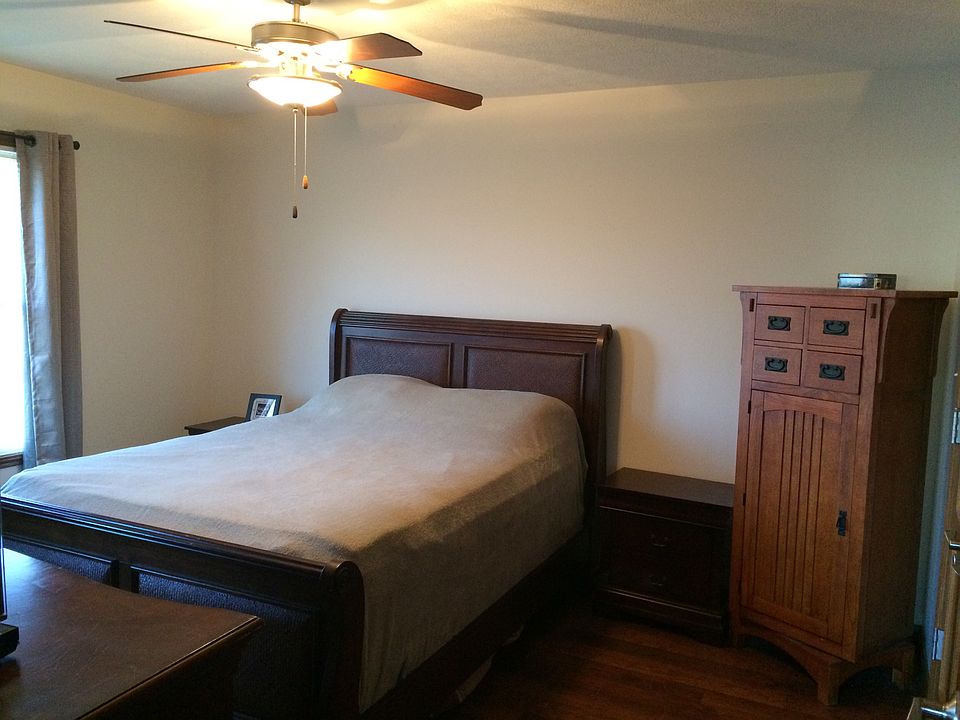 1st image of 212 W County Road 1100 N