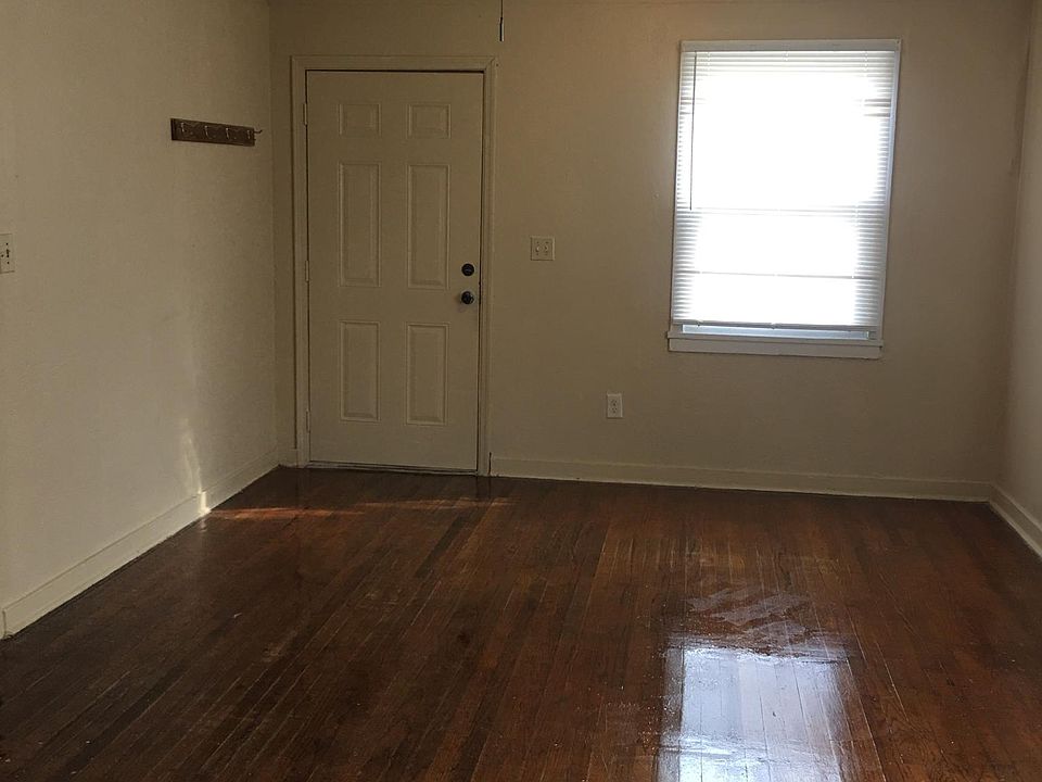 2nd image of 714 Savannah Ave