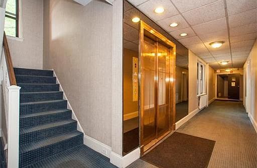 2nd image of 141 Englewood Ave APT 27