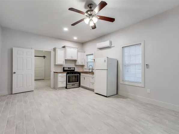 7133 Avenue C, Houston, TX 77011