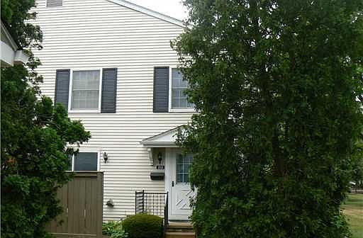 2nd image of 2612 Fenwick Ct