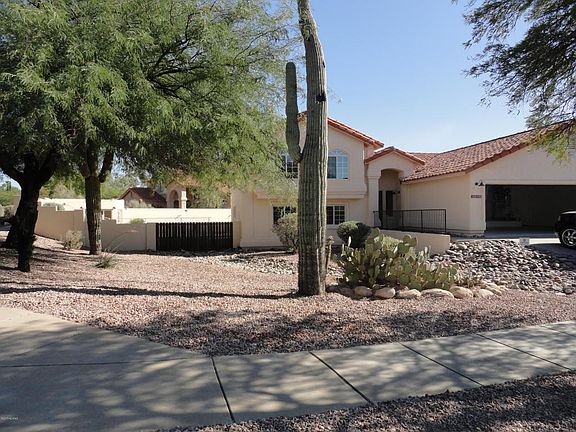 2nd image of 3676 N Sabino Creek Pl