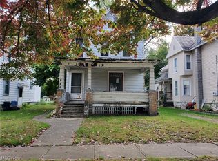 840 W 48th St, Ashtabula, OH