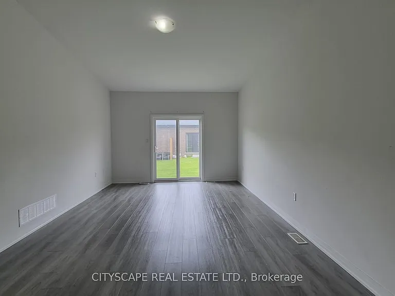 550 Grey St #28 — Photo 19