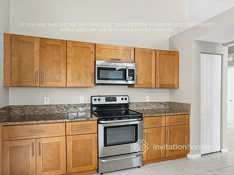 7704 Thornlee Dr — Photo 8