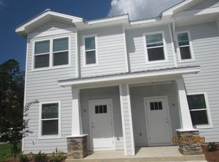 72 S Sand Palm Rd, Freeport, FL 32439