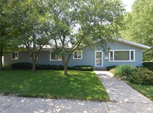 14 Meadowlark Dr, Madison, WI 53714