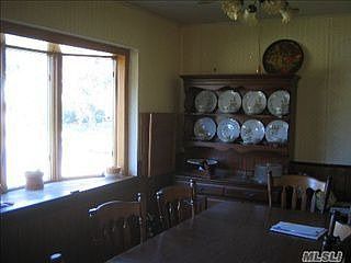 5th image of 117 Village Ave