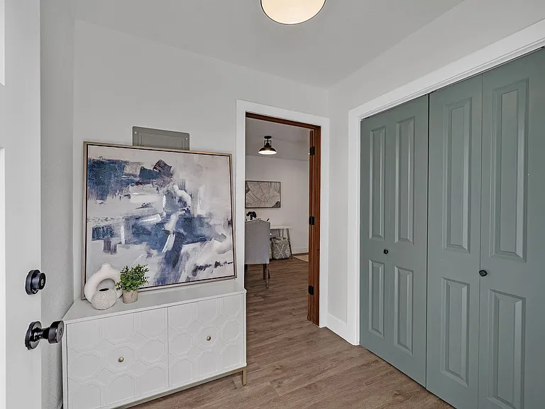 1863 Linden St — Photo 26