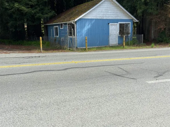 6661 Lake Earl Dr, Crescent City, CA 95531