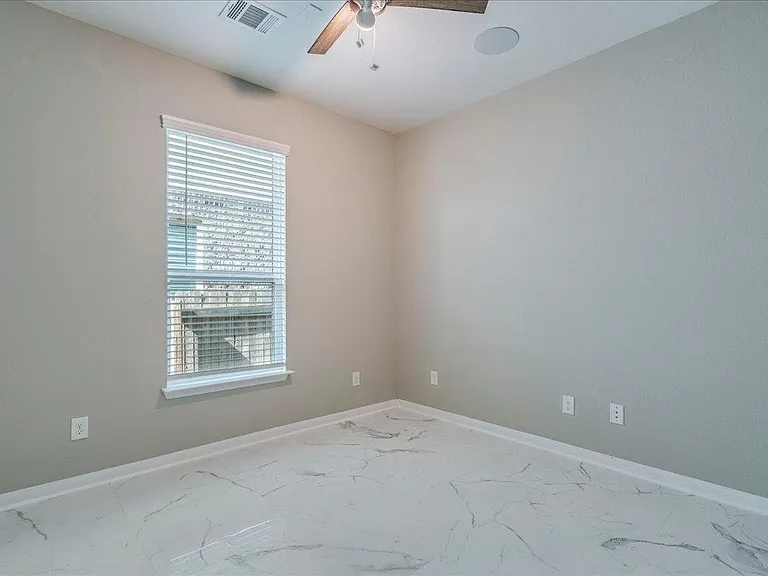 733 Blue Oak Blvd — Photo 22