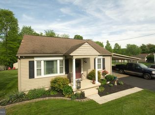 1327 Moulstown Rd N, Hanover, PA 17331