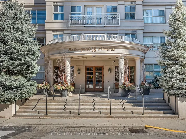 18 Concorde Pl #411, Toronto, ON M3C 3T9