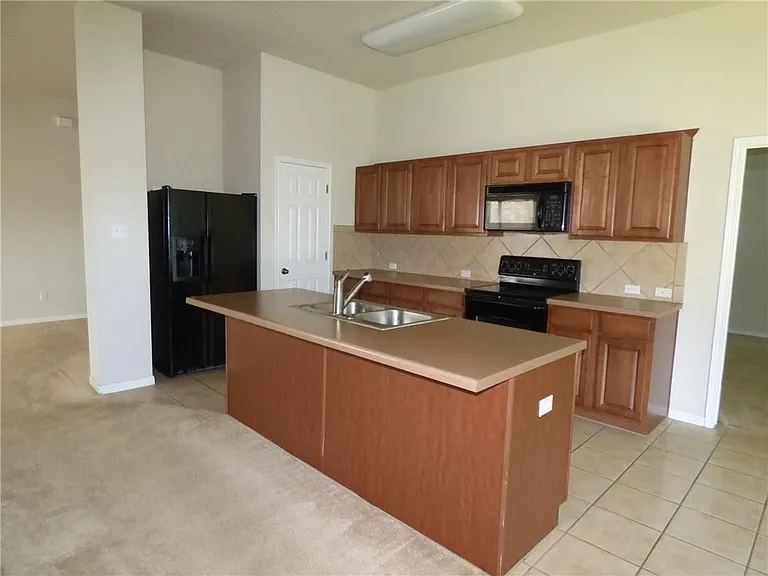 1600 Melissa Oaks Ln — Photo 9