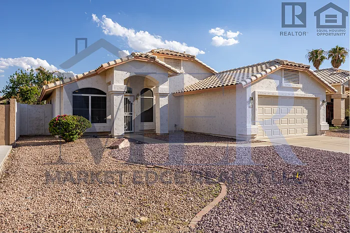 9723 W Mohawk Ln — Photo 7