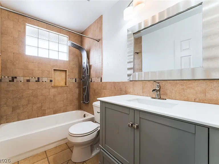 7425 Copper Crown Ct — Photo 35