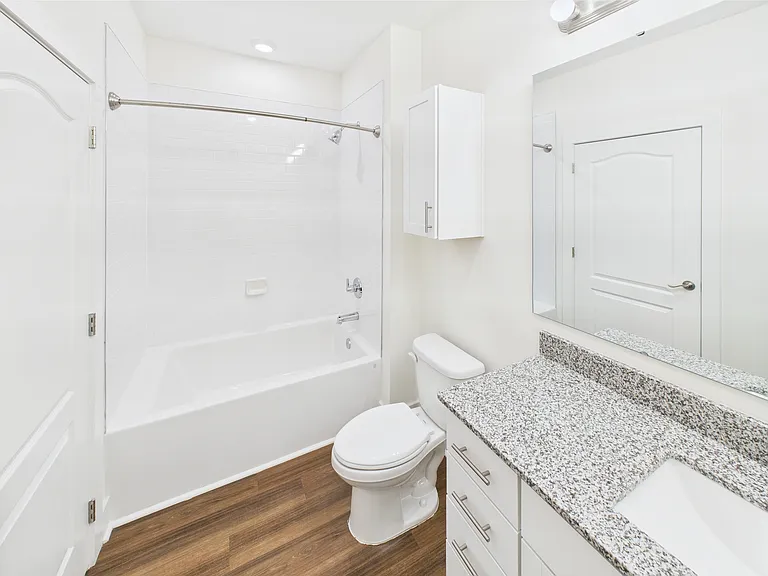 370 Arsdale Ave #28-104 — Photo 8