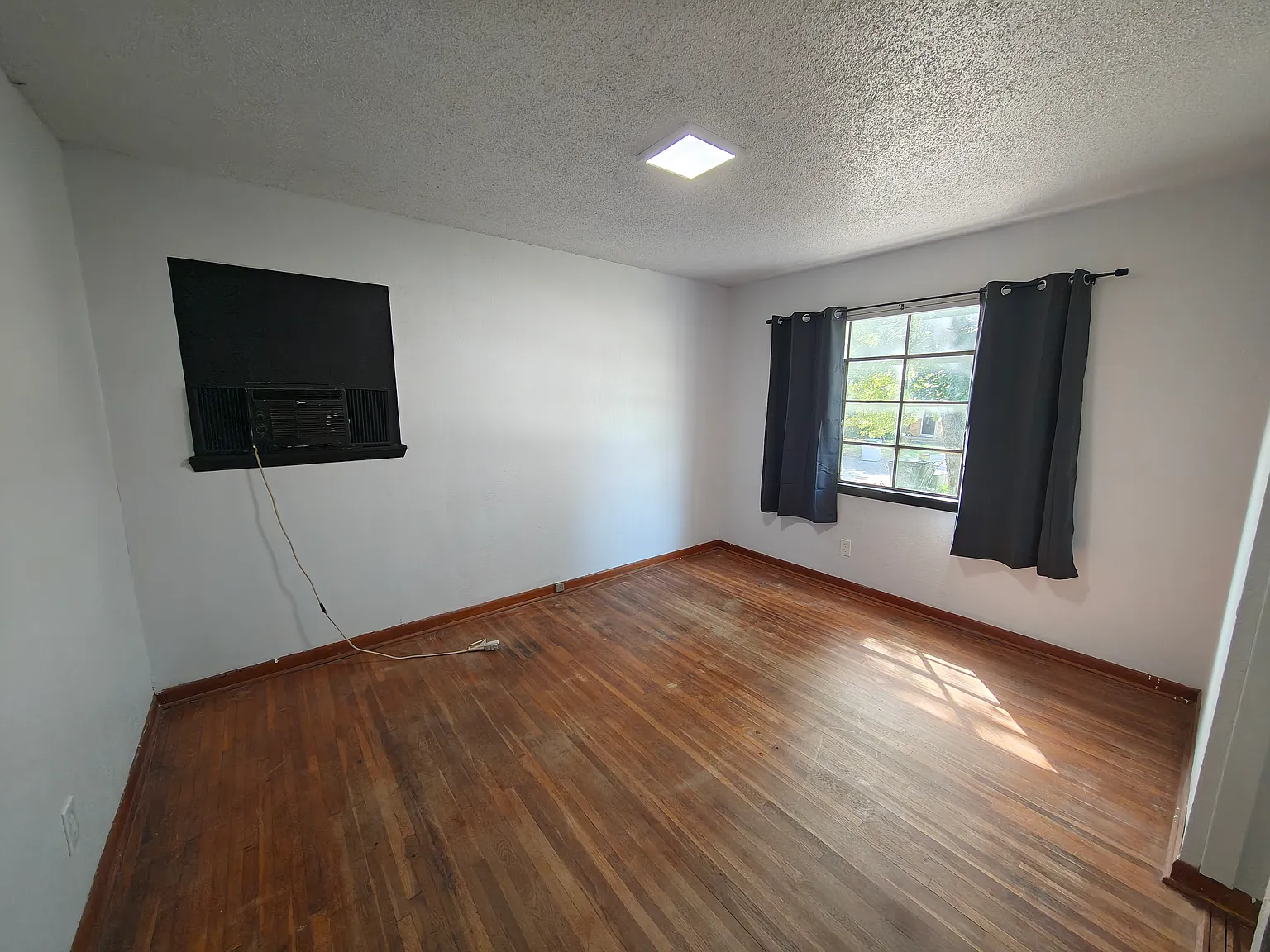 1103 Forest Dr — Photo 4