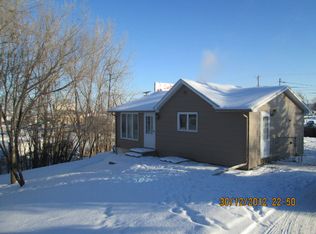 1305 3rd St SW, Minot, ND 58701