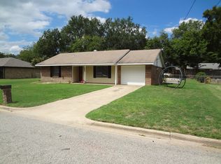 203 Shady Ln, Whitehouse, TX 75791