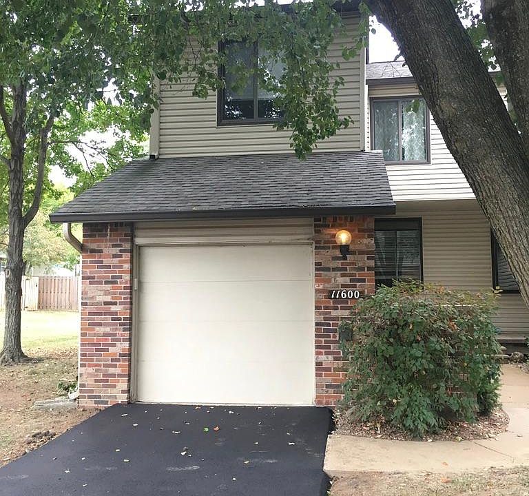 1st image of 11600 Cedar Walk Dr