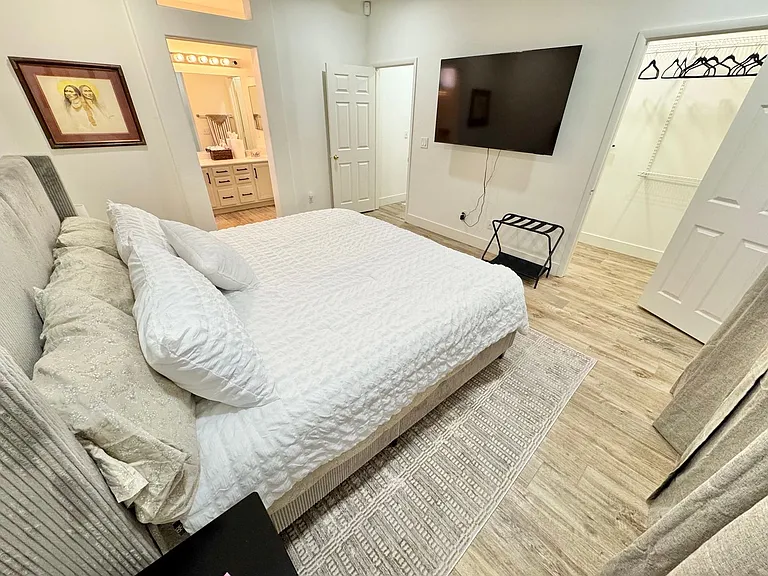 8852 Winter Sky Ave — Photo 17