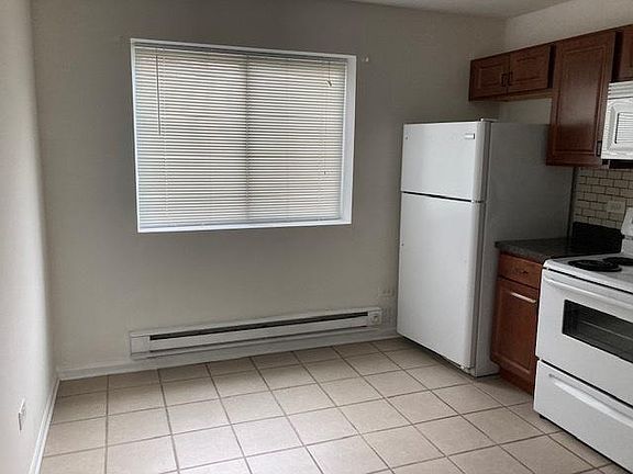 2nd image of 7725 Woodward Ave #1N