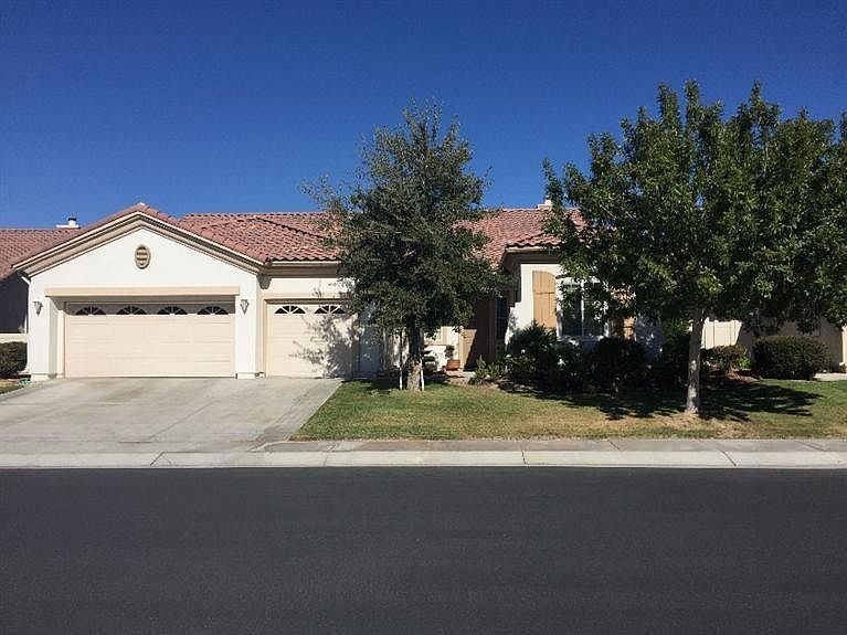1st image of 19806 Wallflower Ln