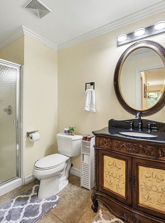 5243 Collington Dr, photo 15