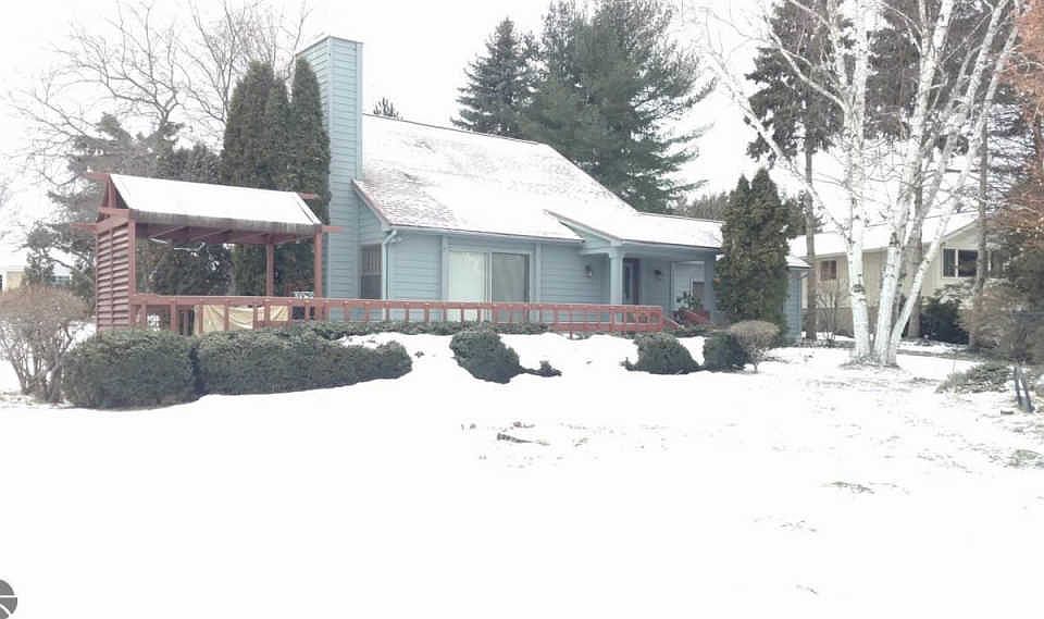 1st image of 8099 Bay East Ct
