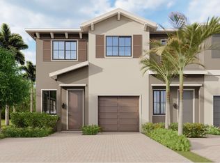 4832 Dillion St, Lake Worth, FL 33463