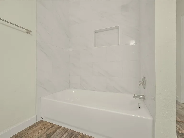 23122 Whispering Willow Dr — Photo 24