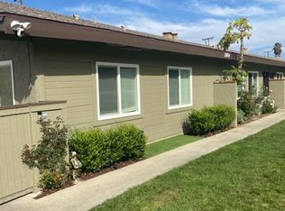 180 S Park Ln #EAA4ADBBB, Orange, CA 92866