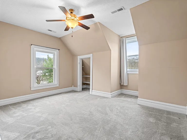 333 14th St - Photo 10_03162026