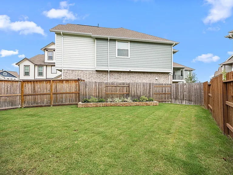7618 Redbud Orchard Rd — Photo 22