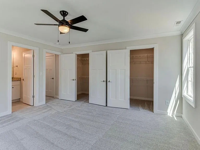 734 Lee St — Photo 25