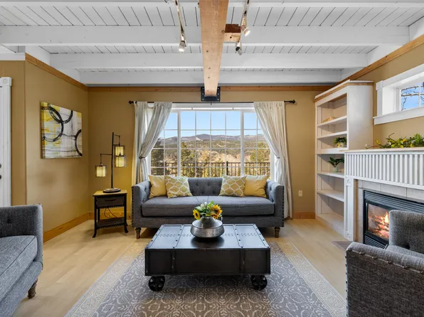 195 Breezy Point Ave, Somers, MT 59932