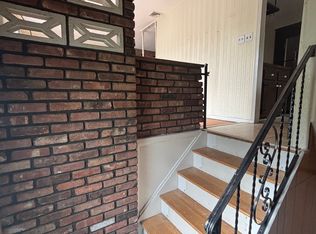 (Undisclosed Address), Deer Park, NY 11729