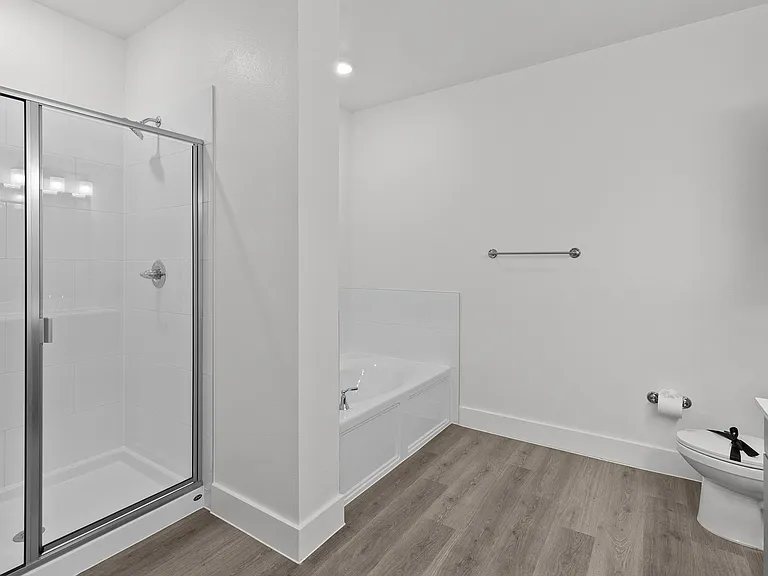 B1-Cove-Bathroom B1-Cove-Bathroom