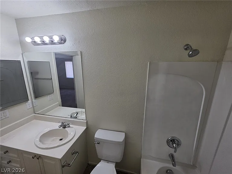 3665 Remington Grove Ave — Photo 29