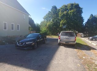 1427 Capouse Ave, Scranton, PA 18509