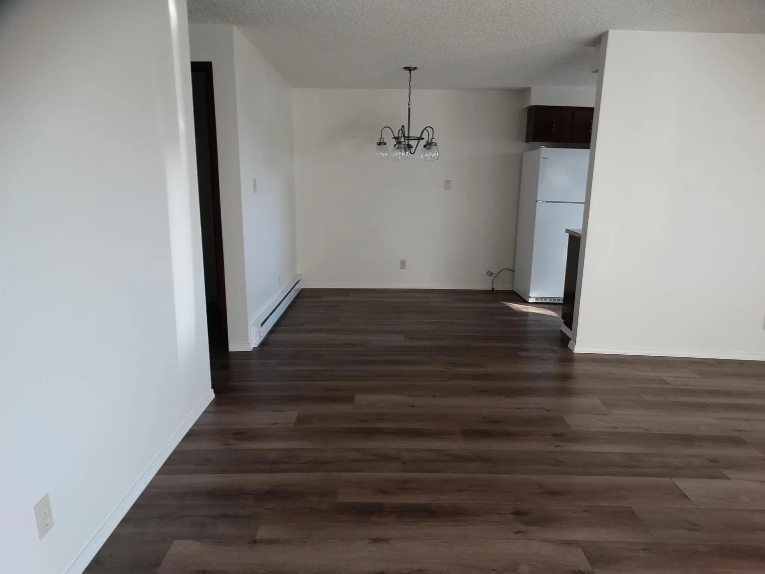128 W 21st Ave — Photo 3