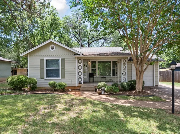 116 Varsity Cir, Arlington, TX 76013