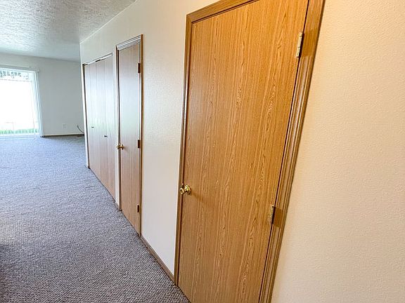 5th image of 5503 Glenridge Way #5501