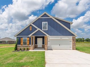 1022 Prairie Dr, Tuttle, OK 73089
