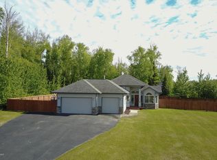 2440 W Discovery Loop, Wasilla, AK 99654