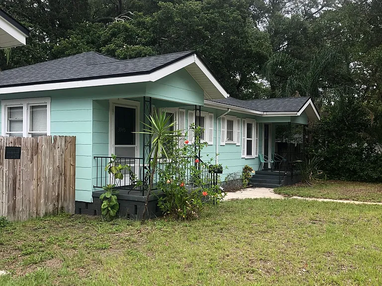 3955 Haines Rd — Photo 3