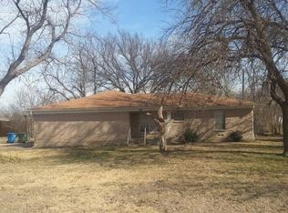 1500 E Springcrest Cir, Lancaster, TX 75134