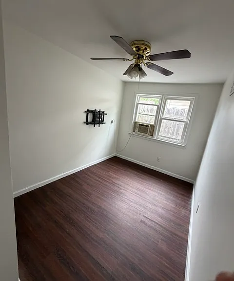 259 N Jackson Ave — Photo 6
